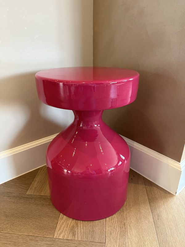 Side table colmore ‘Fuchsia’